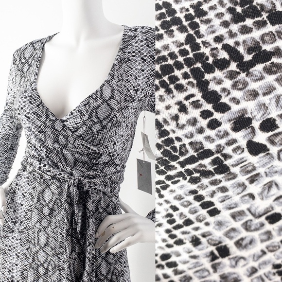 NWT GOOD AMERICAN Snake Print Wrap Dress C0191 & C0192 - Picture 9 of 15
